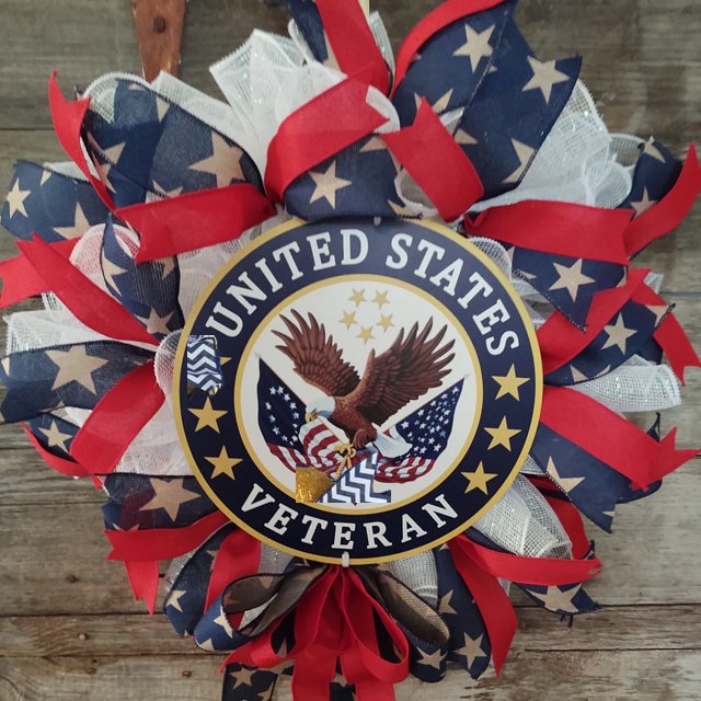GiftMilitary Wreaths And Wreaths for Service Members